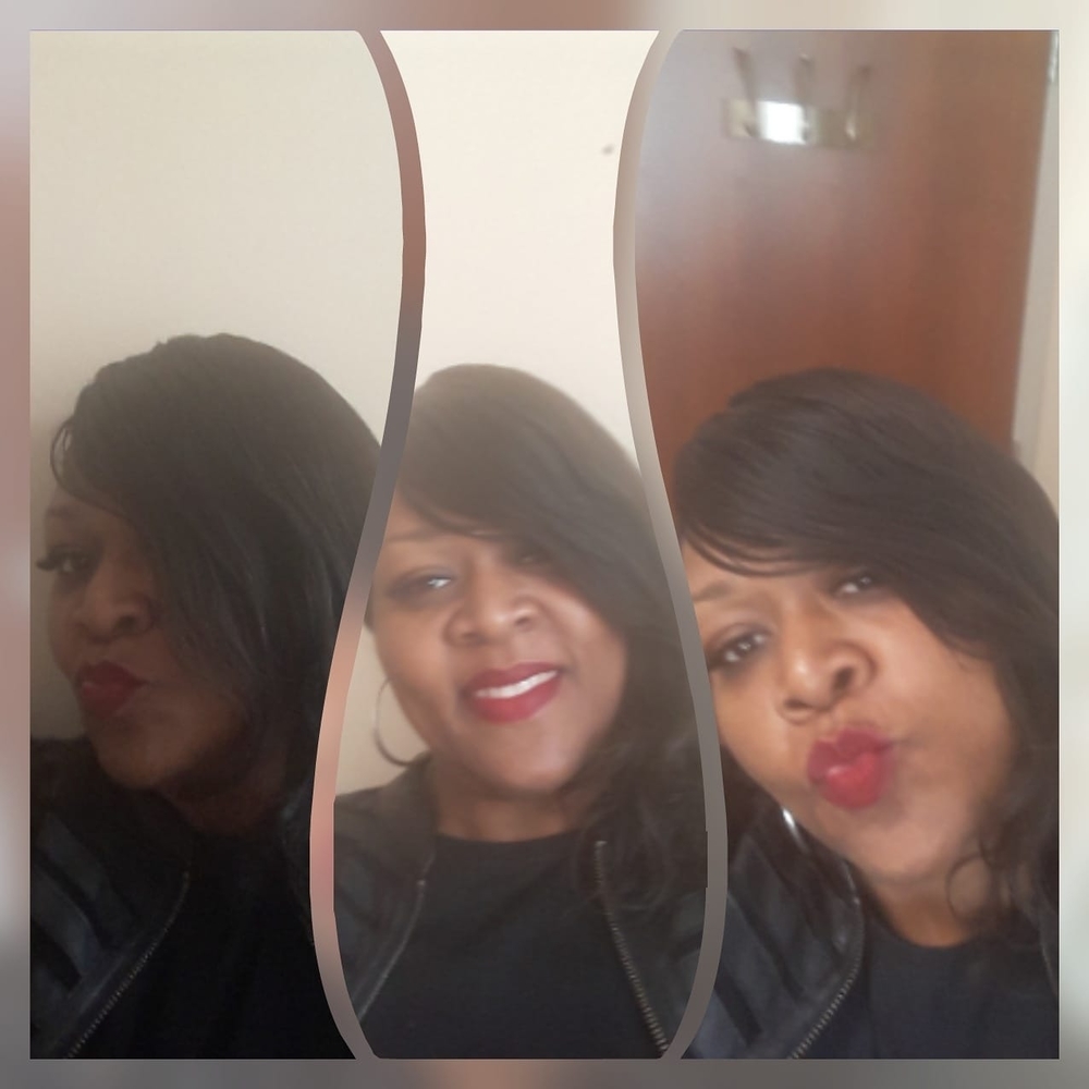 Meet your Posher, Keona
